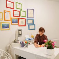 Federica Carrer nel suo studio